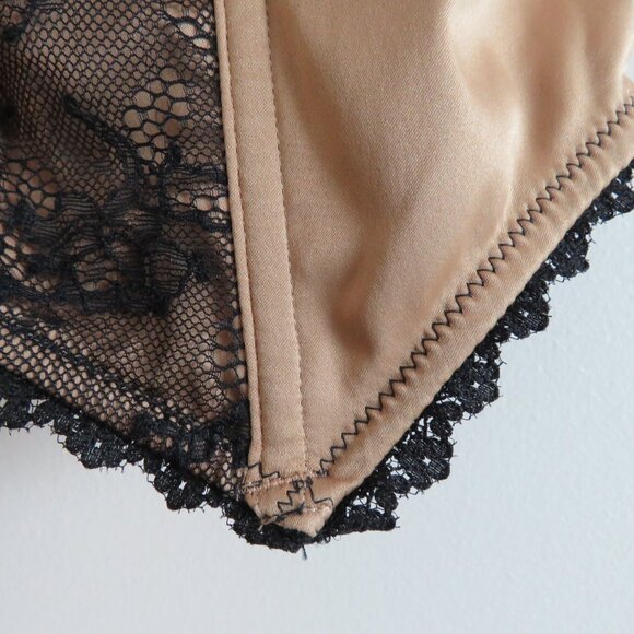 VICTORIA'S SECRET VERY SEXY Gold Black Lace Bustier Bra Goth Fairy - Size 34B - Picture 10 of 15